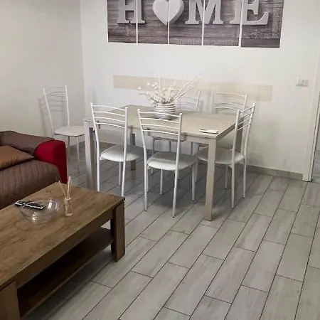 Modern Two Bedroom In Stadio * Verona